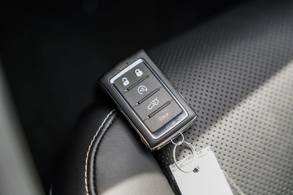 New 2025 Jeep Grand Cherokee Overland w/ Adv Protech Group III image 43