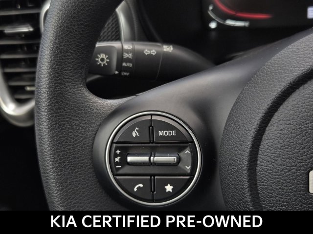 Certified 2023 Kia Soul LX w/ LX Technology Package FWD image 28