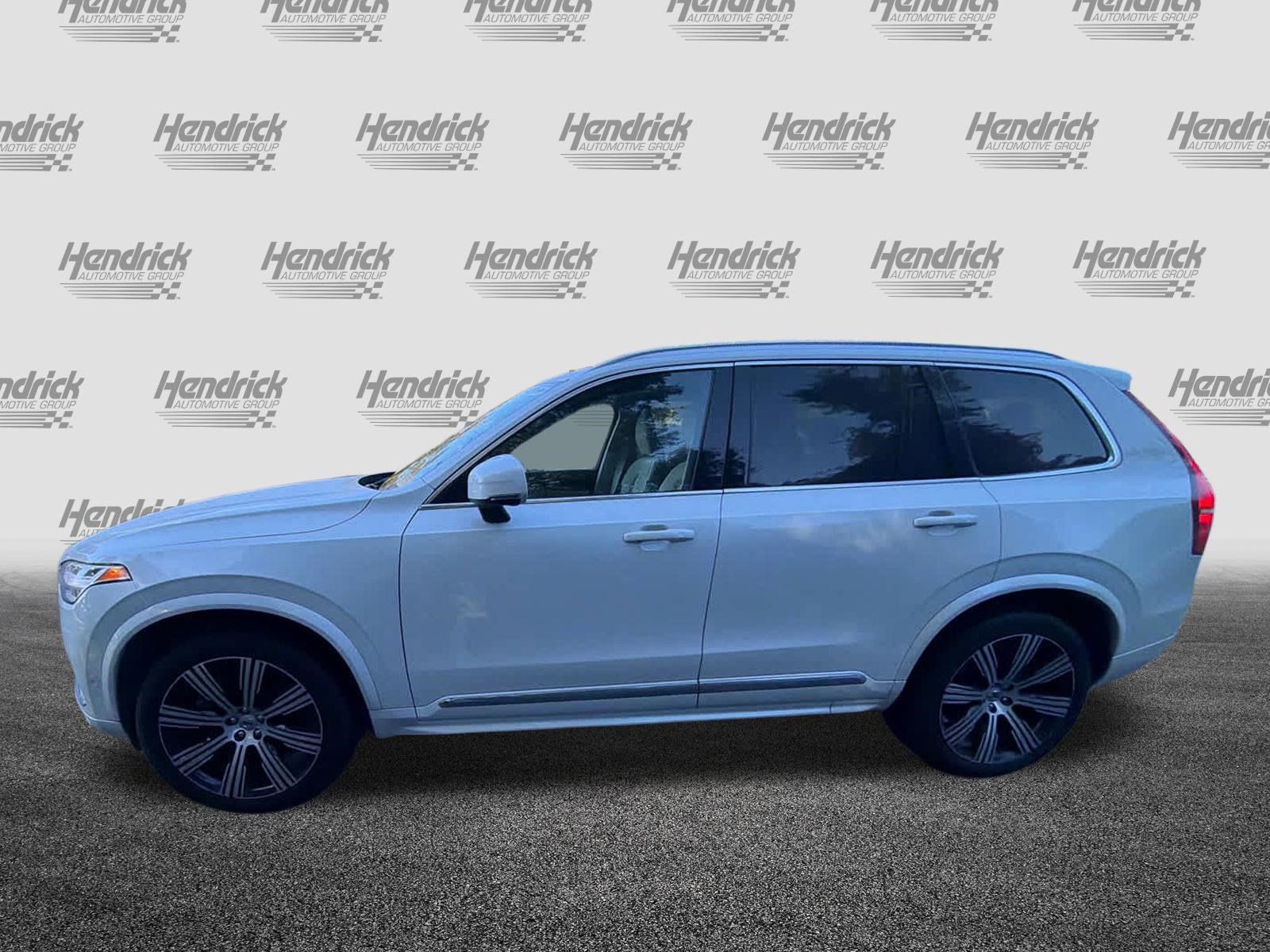 Used 2024 Volvo XC90 B6 Plus w/ Protection Package Premier AWD/4WD image 9
