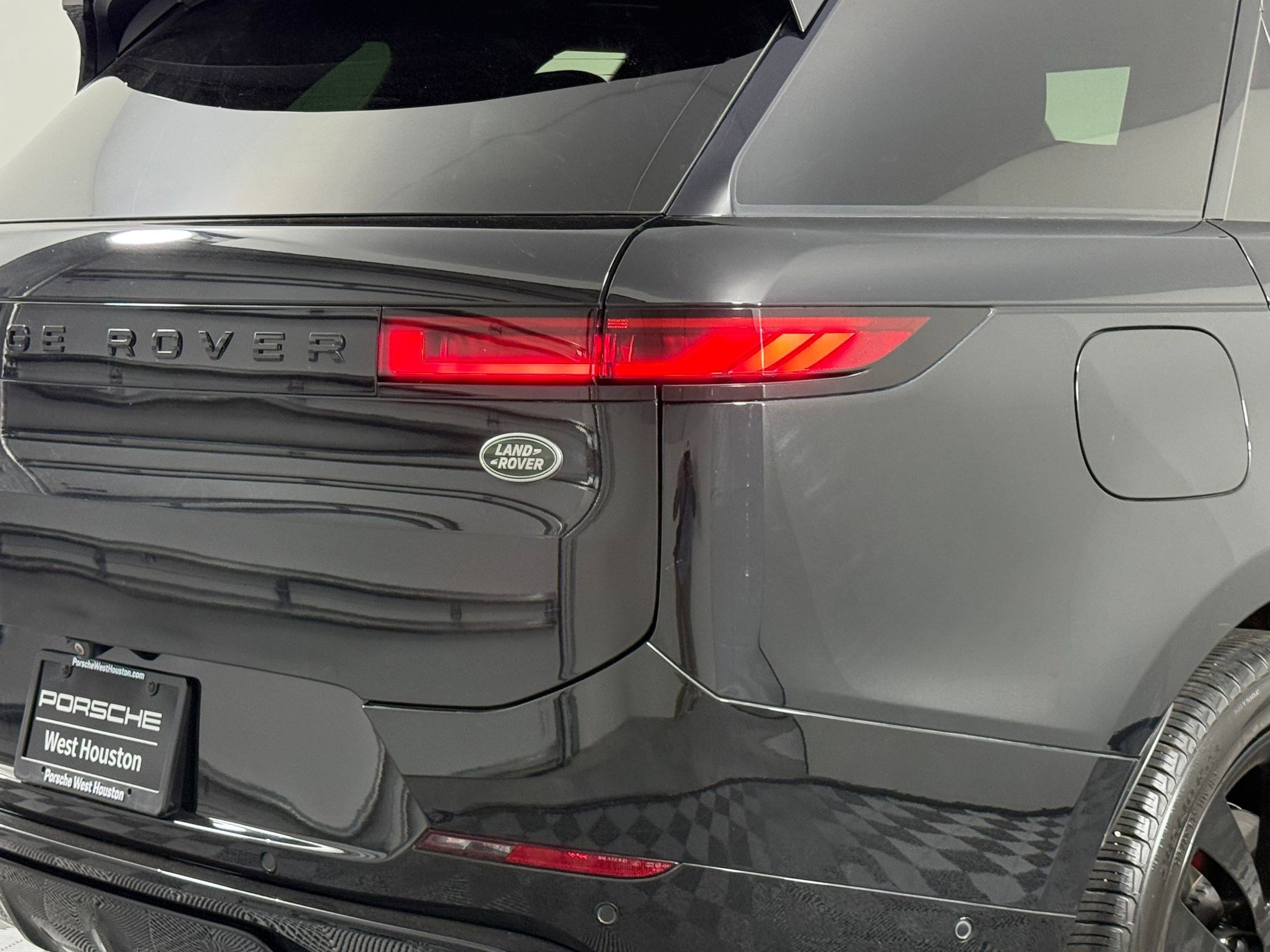 Used 2023 Land Rover Range Rover Sport First Edition image 13