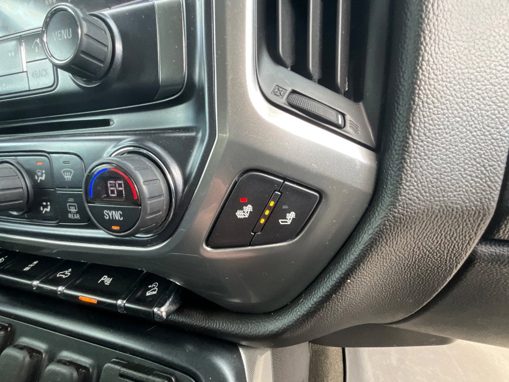 Used 2017 Chevrolet Silverado 1500 LT w/ All Star Edition image 34