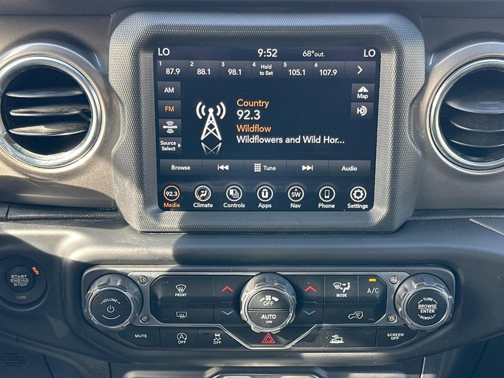 Used 2021 Jeep Wrangler Unlimited Sahara w/ Uconnect 4C Nav & Sound Group image 12