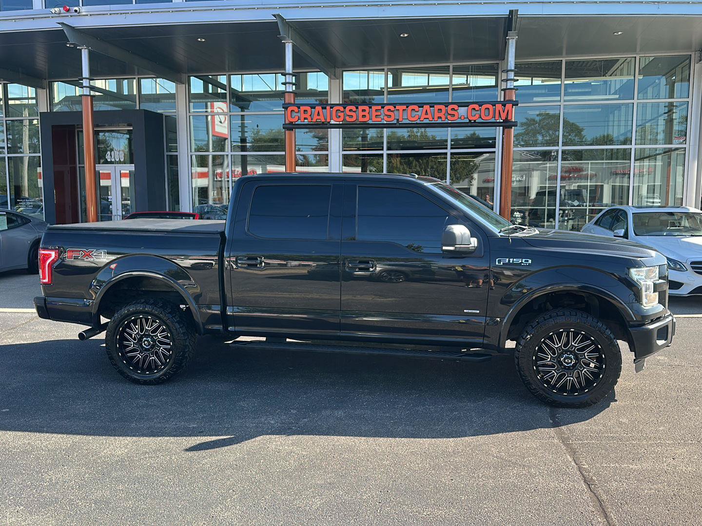 Used 2015 Ford F150 XLT w/ Equipment Group 302A Luxury AWD/4WD image 1