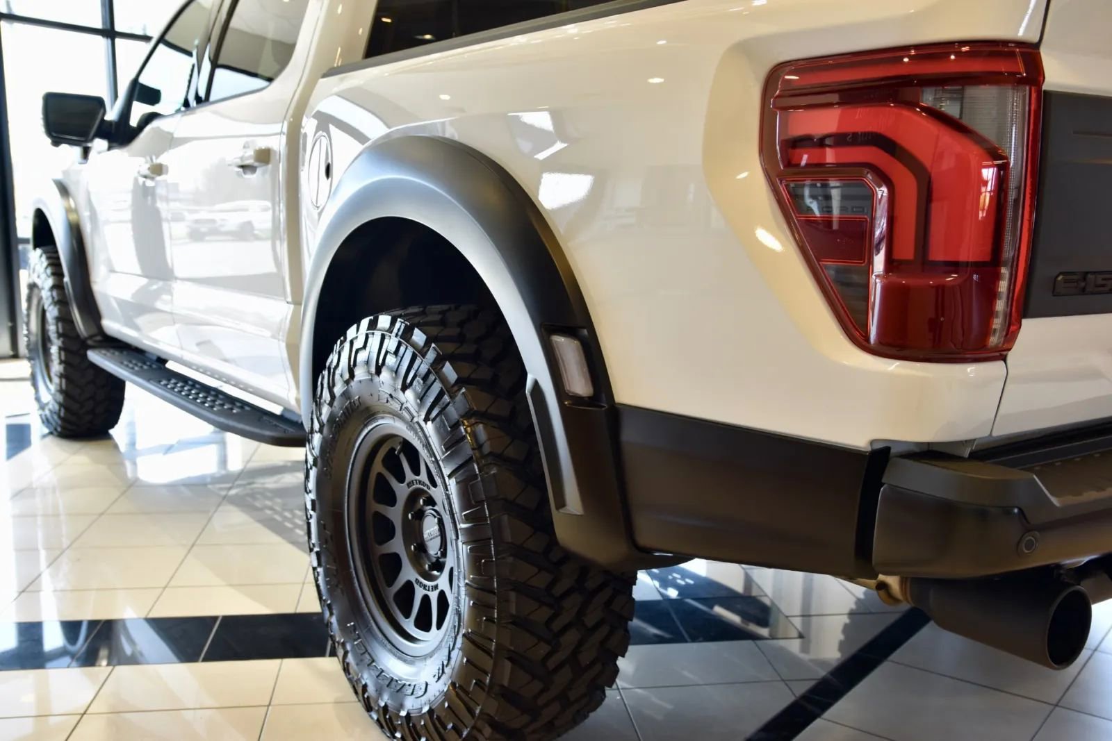 Used 2024 Ford F150 Raptor image 11