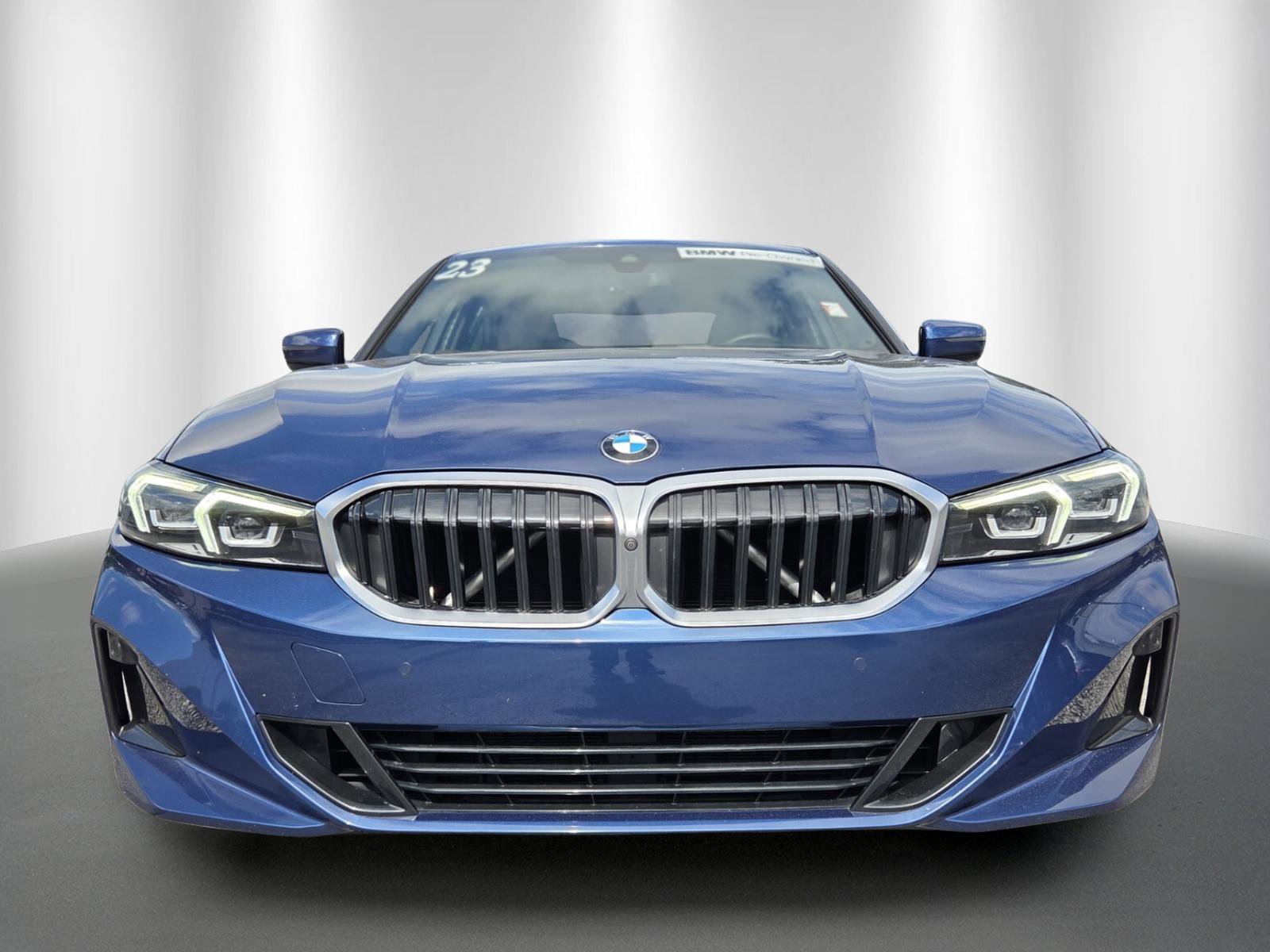 Used 2023 BMW 330i Sedan w/ Premium Package RWD image 2