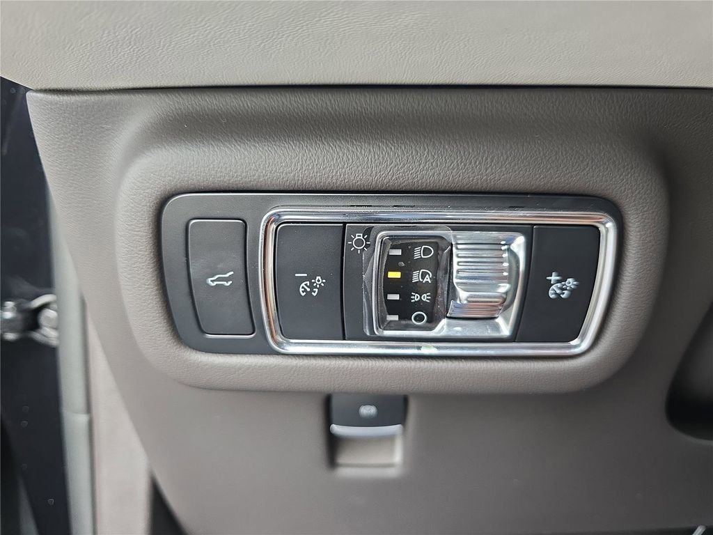 New 2024 Lincoln Nautilus Black Label image 24