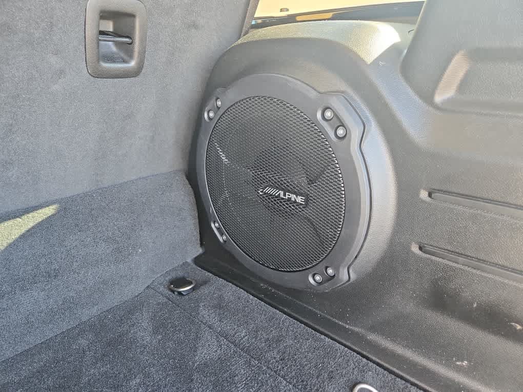 Used 2023 Jeep Wrangler Unlimited w/ Cold Weather Group AWD/4WD image 38