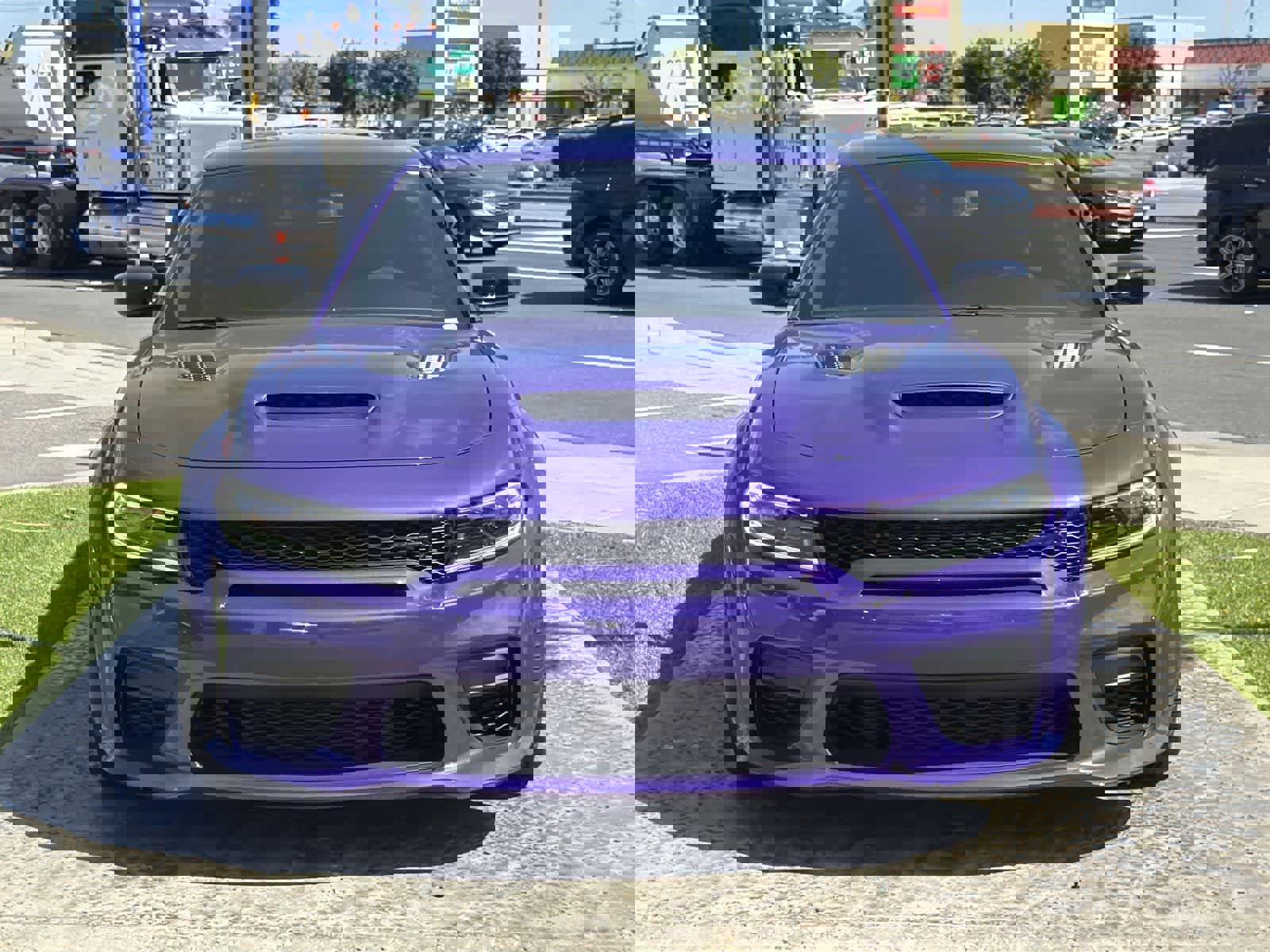 Used 2023 Dodge Charger SRT Hellcat w/ Harman/Kardon Audio Group image 2