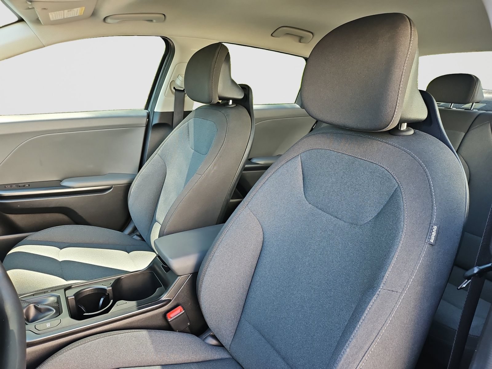 Used 2025 Kia K4 FWD image 17