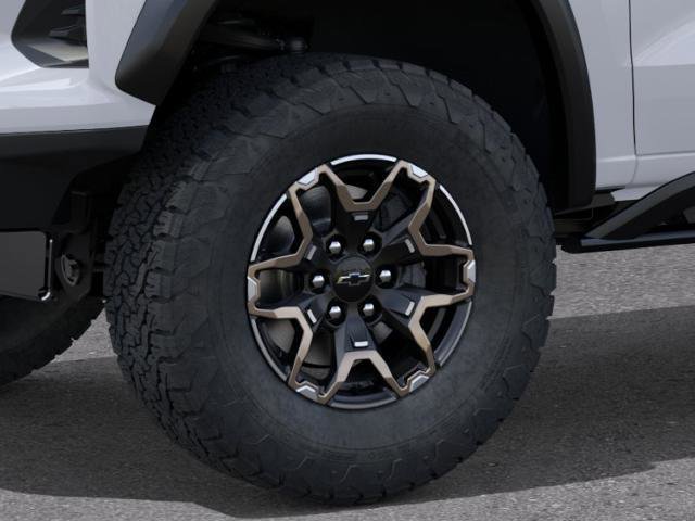 New 2026 Chevrolet Colorado ZR2 w/ Technology Package AWD/4WD image 9