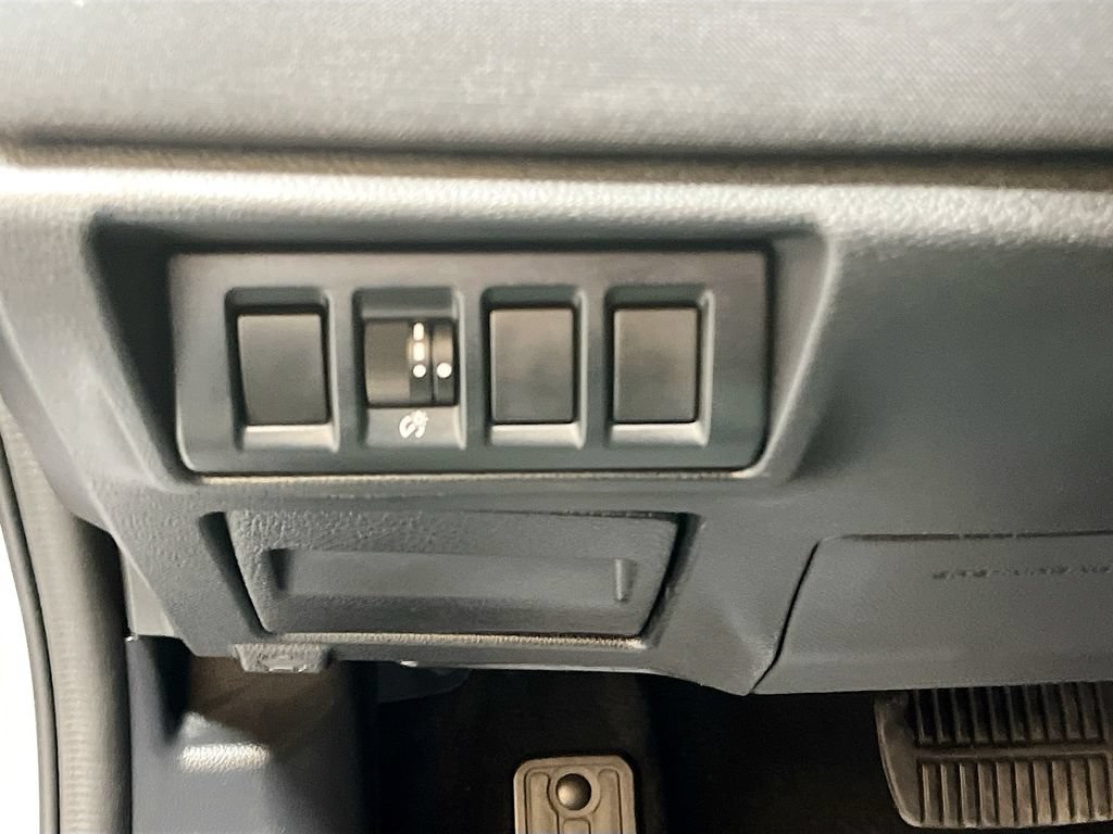 Used 2025 Subaru Outback Premium AWD/4WD image 10
