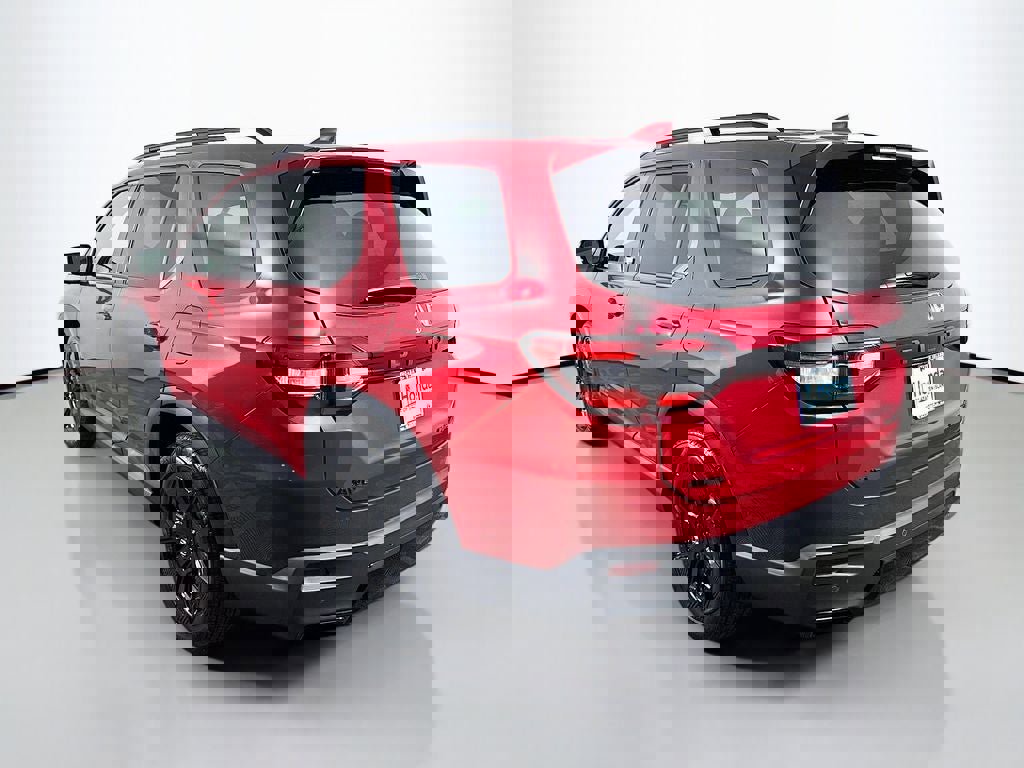 New 2026 Honda Pilot Black Edition image 5