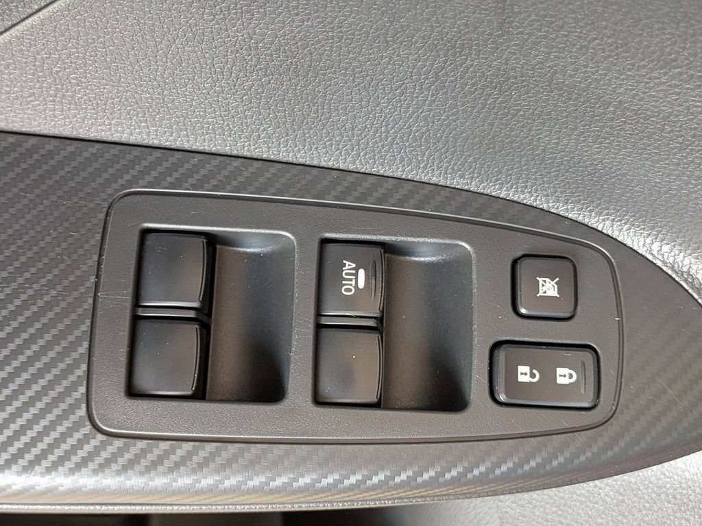 Used 2025 Mitsubishi Eclipse Cross SE AWD/4WD image 15