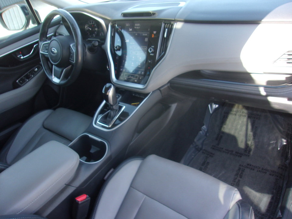 Used 2023 Subaru Outback Limited AWD/4WD image 9