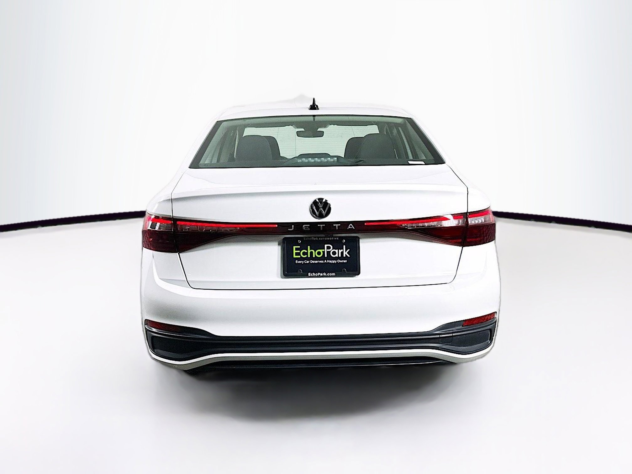 Used 2025 Volkswagen Jetta S image 7