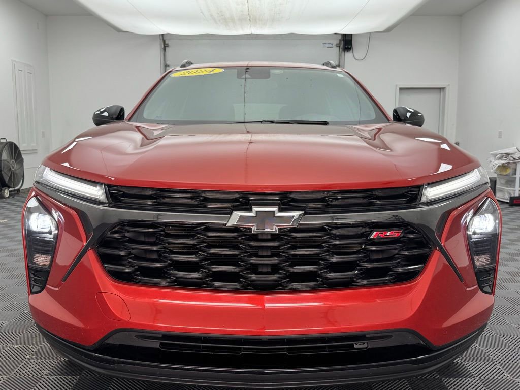 Used 2024 Chevrolet Trax RS w/ Driver Confidence Package image 12