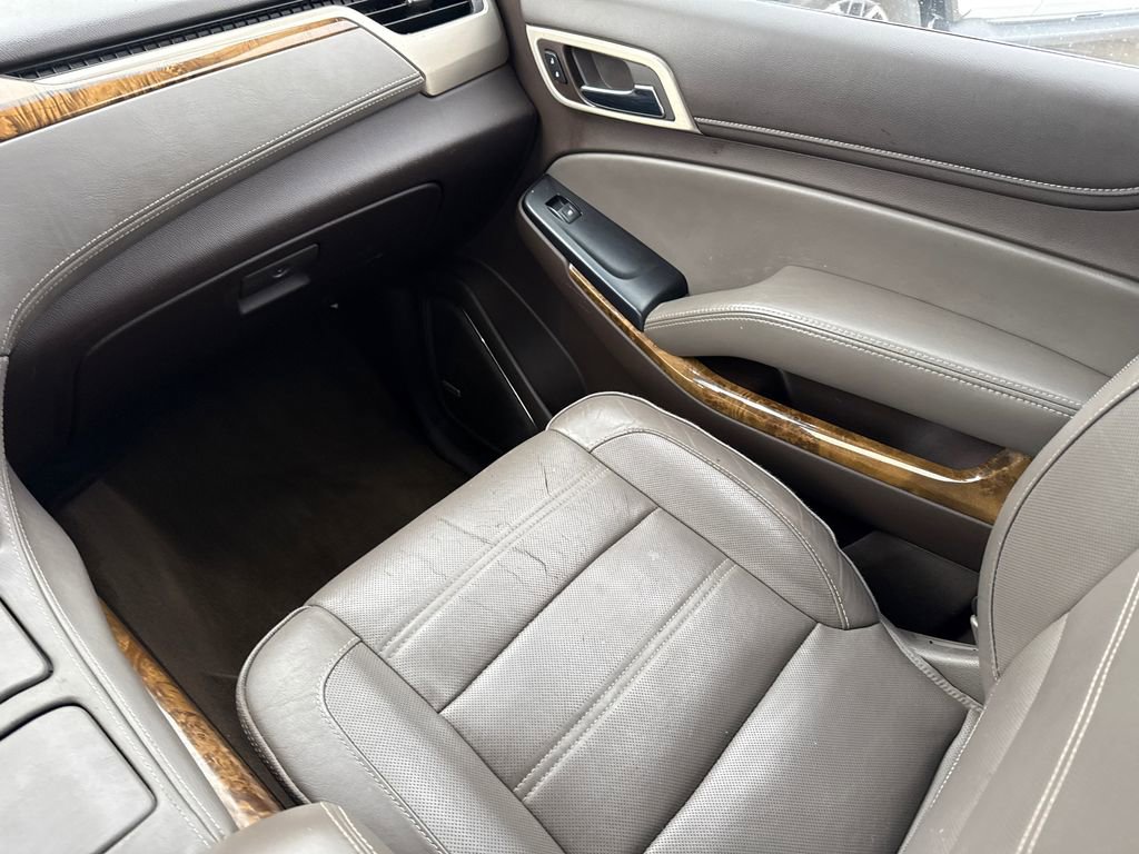 Used 2015 GMC Yukon XL Denali w/ Open Road Package AWD/4WD image 15