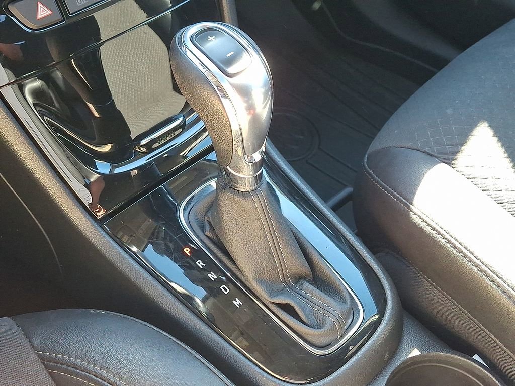 Used 2019 Buick Encore Preferred image 14