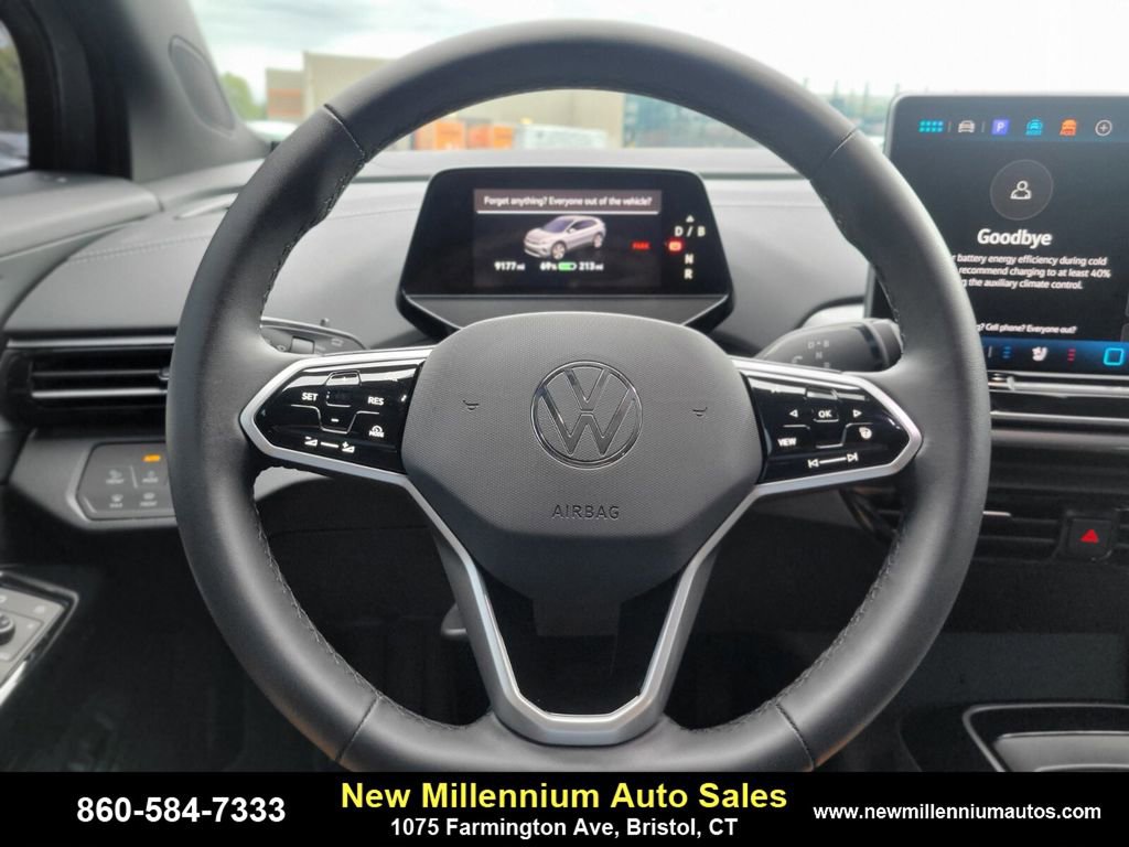 Used 2024 Volkswagen ID.4 Pro S AWD/4WD image 24
