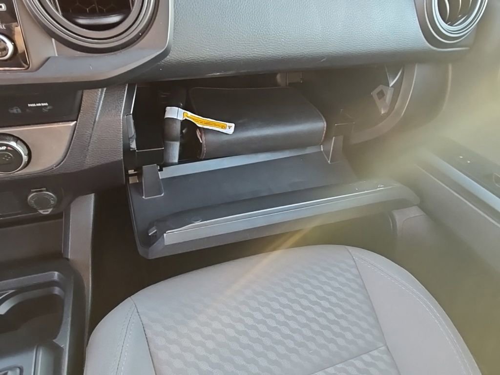 Used 2022 Toyota Tacoma SR image 20