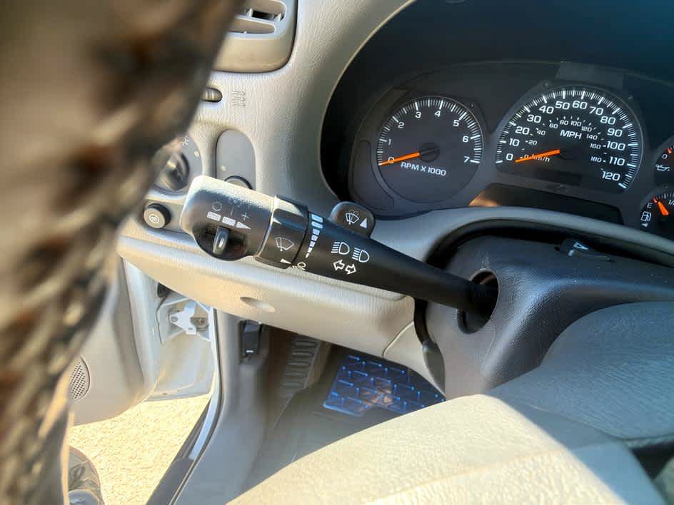 Used 2002 Chevrolet TrailBlazer LT AWD/4WD image 17