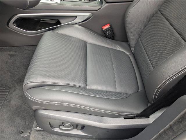 New 2026 Jaguar F-PACE R-Dynamic S image 4