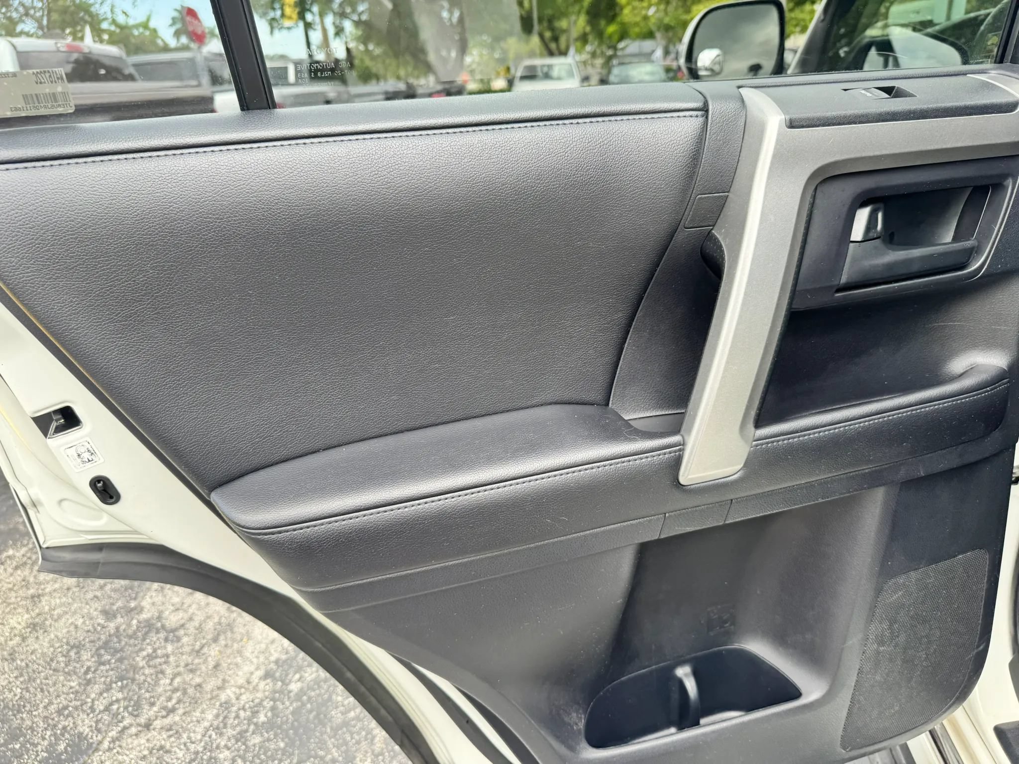 Used 2013 Toyota 4Runner Limited AWD/4WD image 30