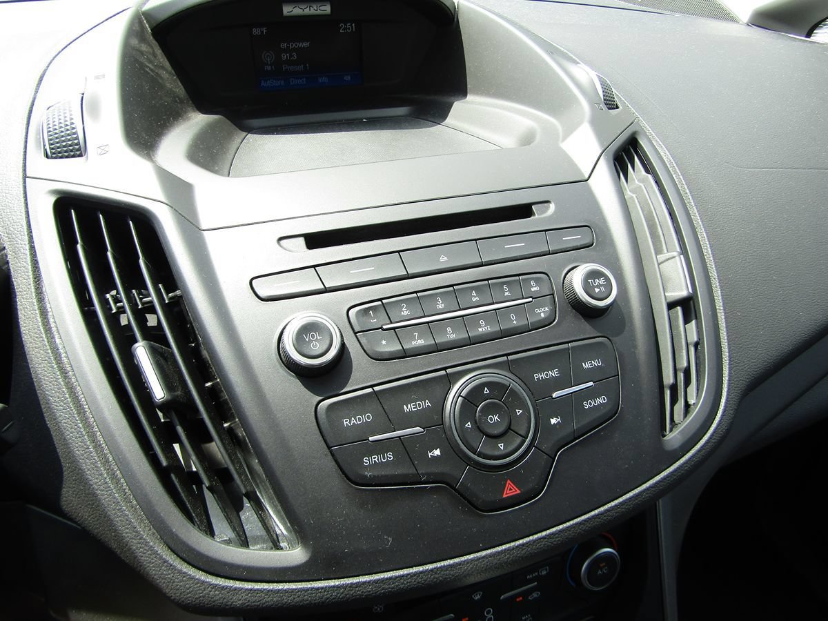 Used 2018 Ford C-MAX SE FWD image 14