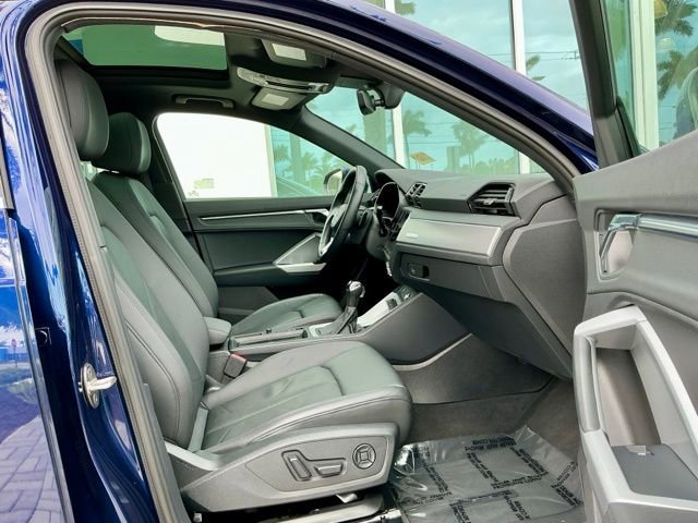 Used 2021 Audi Q3 2.0T Premium Plus w/ Premium Plus Package image 15