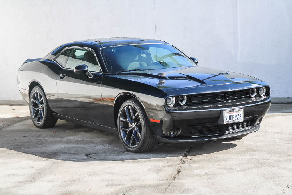 Used 2023 Dodge Challenger SXT w/ Blacktop Package RWD image 3