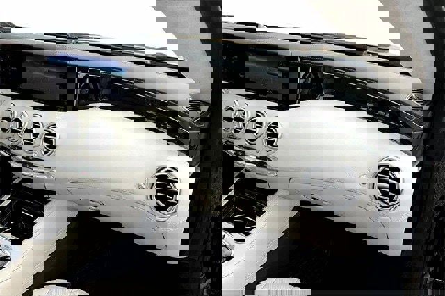 Used 2018 Mercedes-Benz S 560 4MATIC Coupe image 29