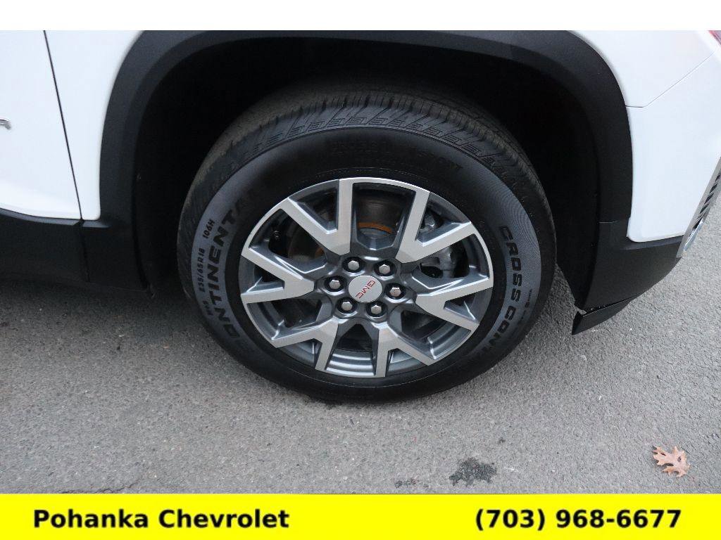 Used 2023 GMC Acadia SLT image 33