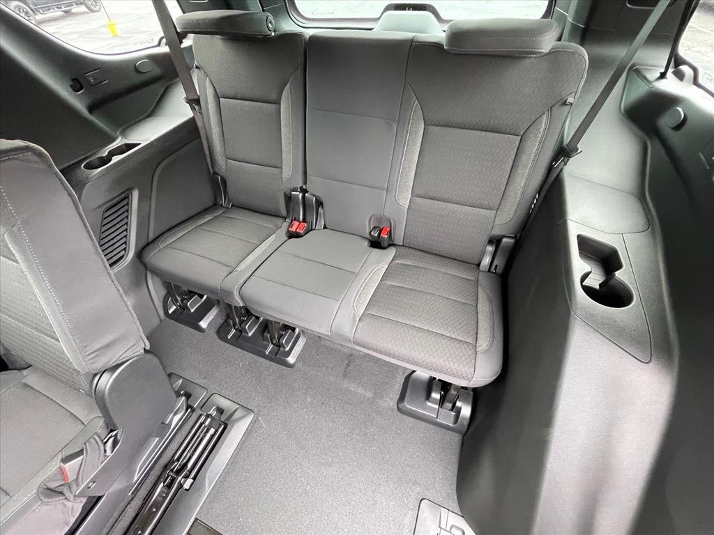 New 2026 Chevrolet Tahoe LS w/ LPO, Dark Essentials Package AWD/4WD image 24