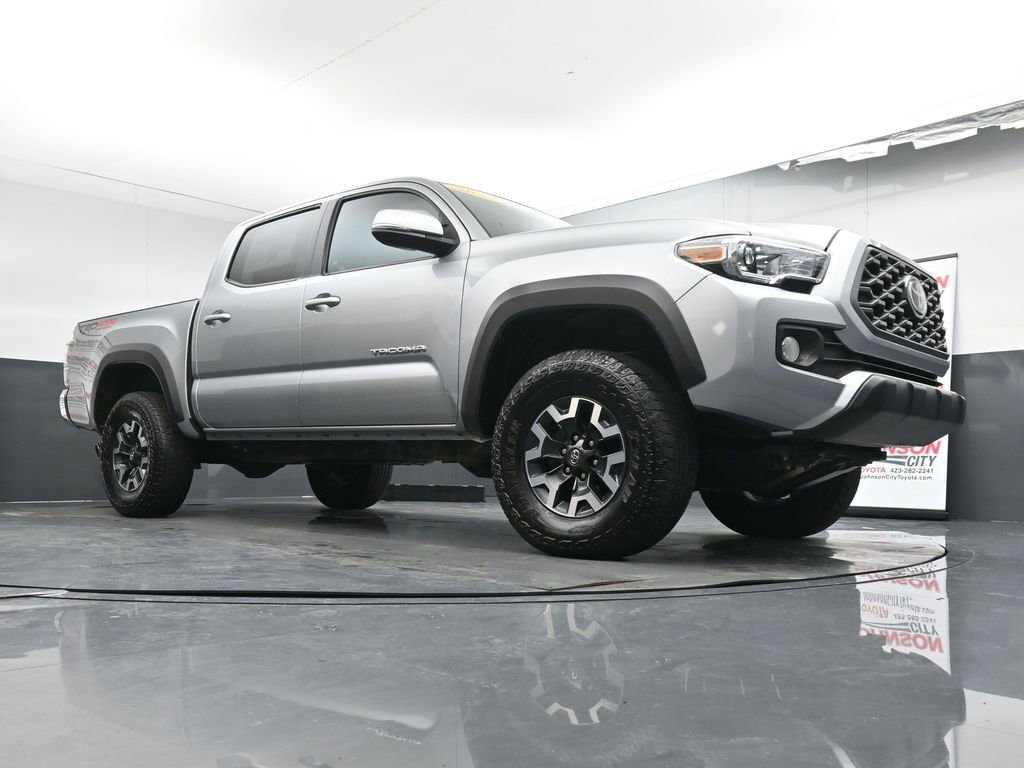Used 2023 Toyota Tacoma TRD Off-Road image 32