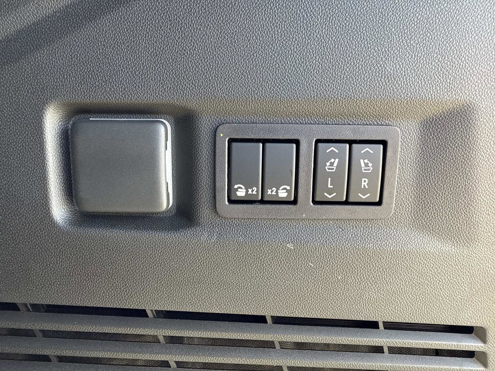 New 2026 Chevrolet Tahoe High Country image 37