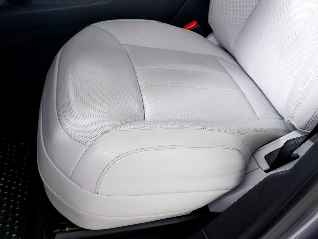 Used 2023 Land Rover Range Rover Sport SE image 10