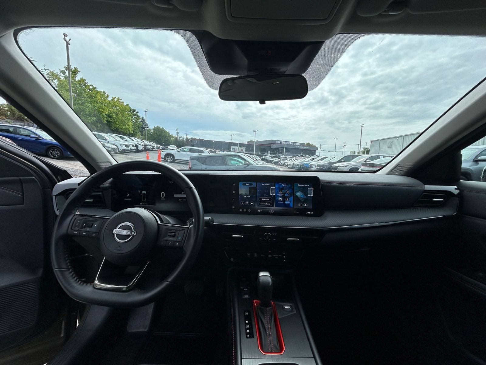 Used 2026 Nissan Kicks SR AWD/4WD image 27