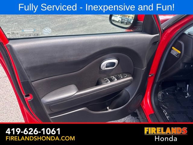 Used 2017 Kia Soul + FWD image 10