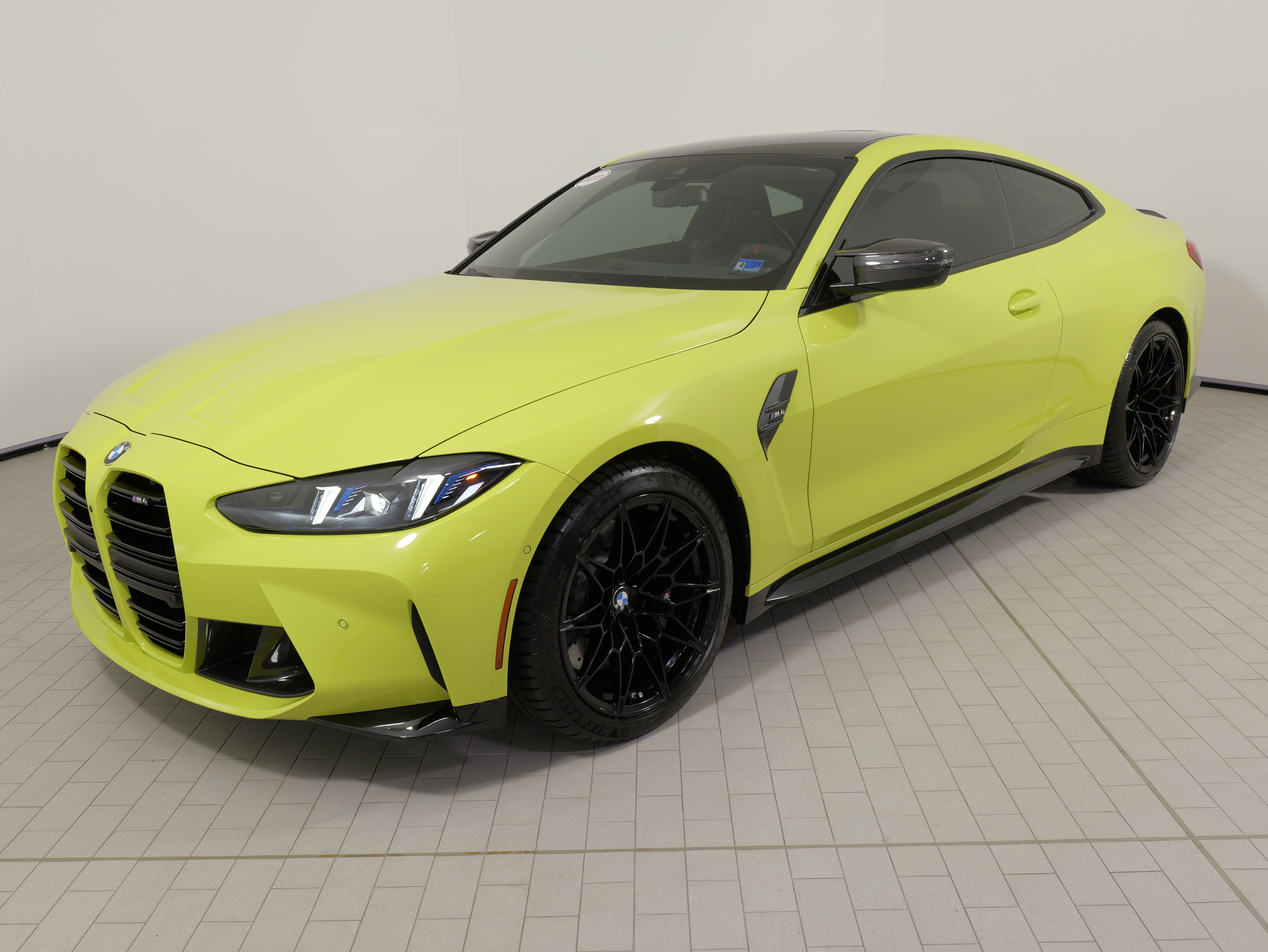 Used 2025 BMW M4 Coupe w/ M Carbon Exterior Package RWD image 3