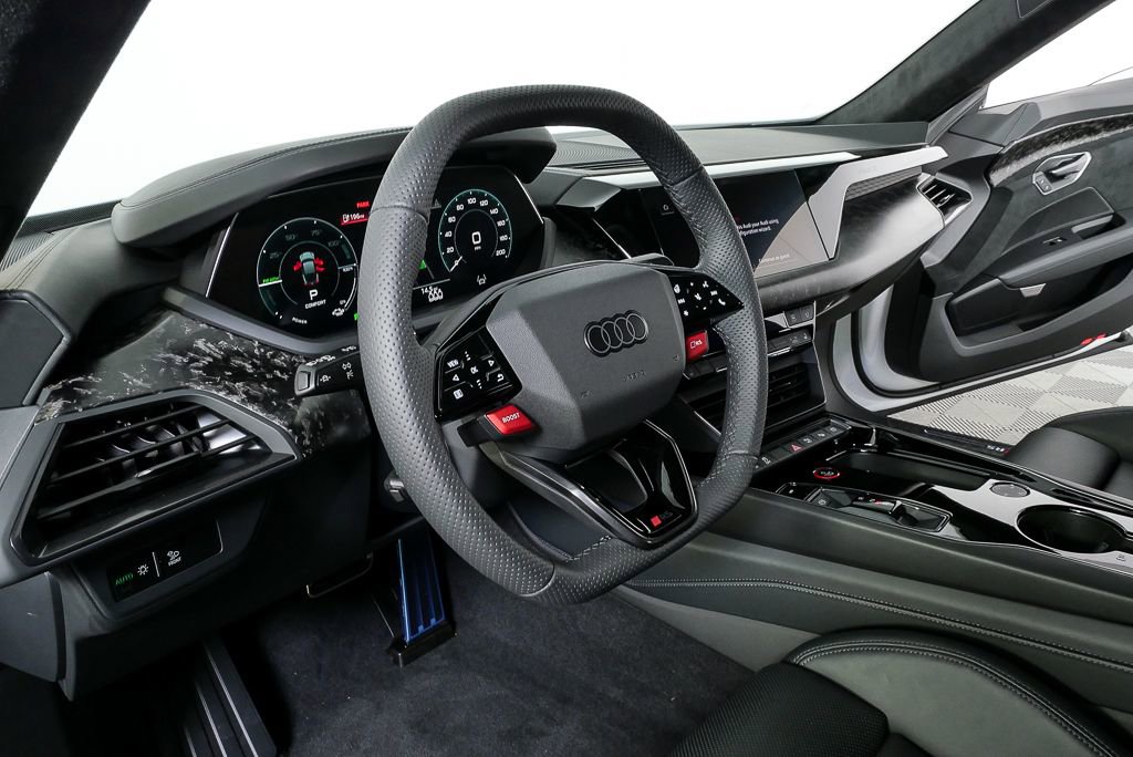 New 2026 Audi RS e-tron GT performance image 4