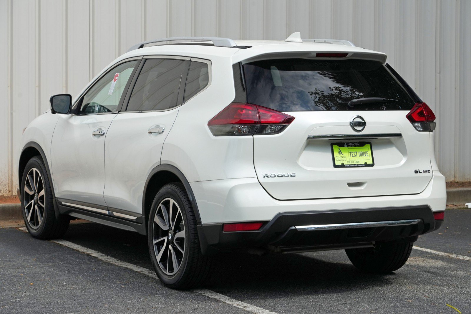 Used 2018 Nissan Rogue SL w/ Premium Package AWD/4WD image 47