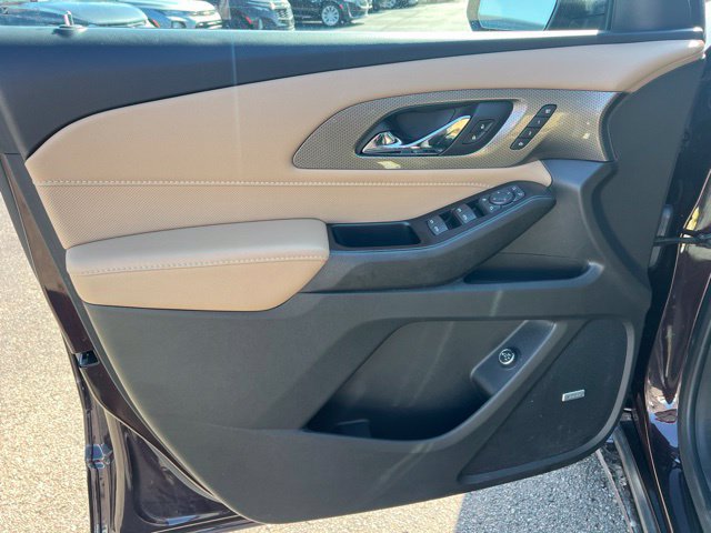 Used 2022 Chevrolet Traverse Premier w/ LPO, Floor Liner Package FWD image 21