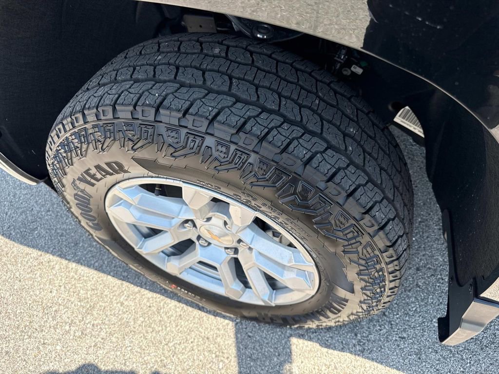 New 2026 Chevrolet Silverado 1500 LT w/ Z71 Off-Road Package image 29