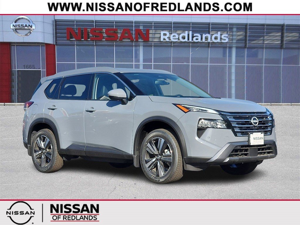 New 2025 Nissan Rogue SL