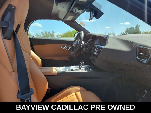 Used 2025 BMW Z4 M40i w/ Premium Package RWD image 21