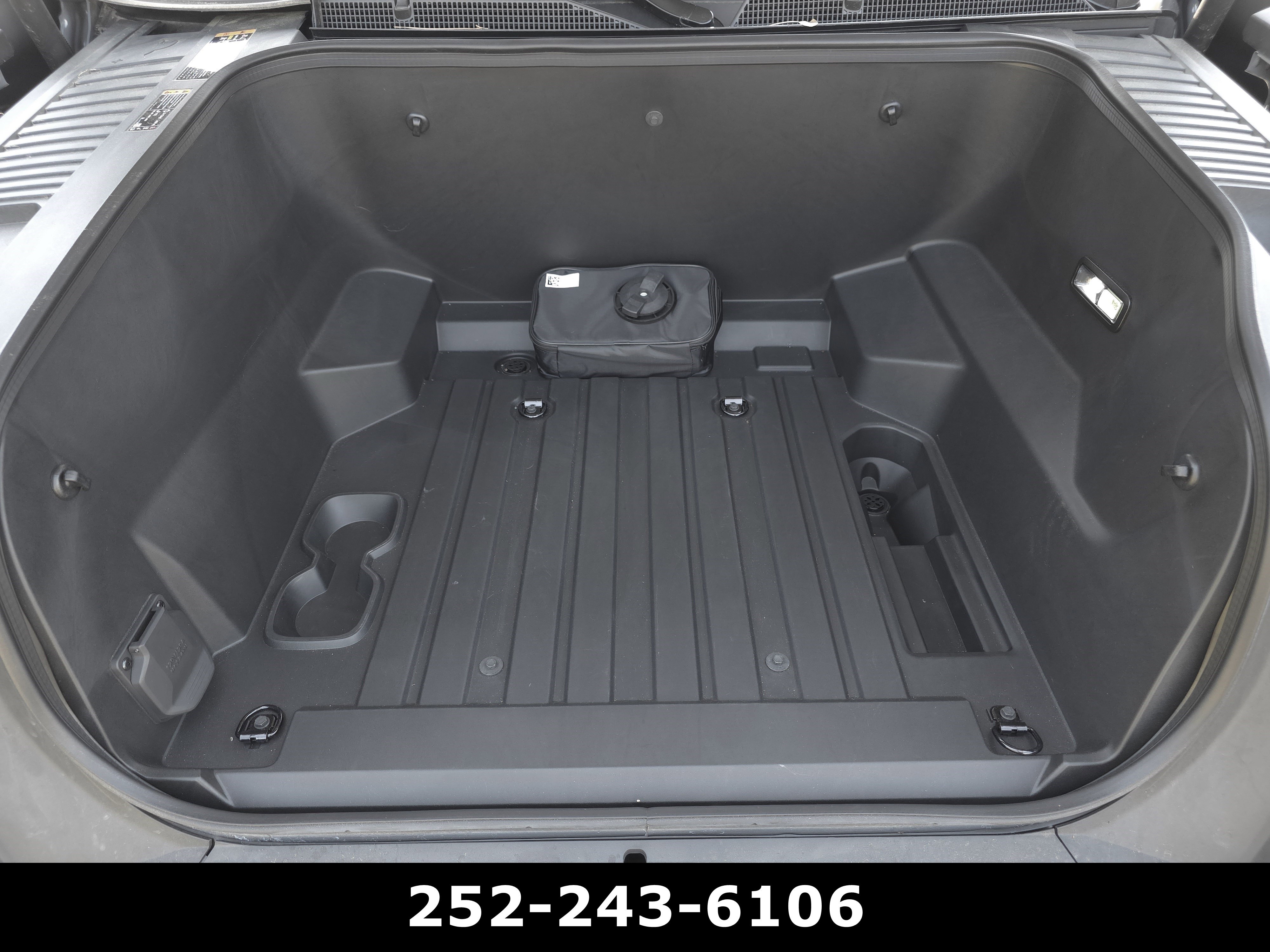 Used 2025 GMC Sierra EV Denali AWD/4WD image 28
