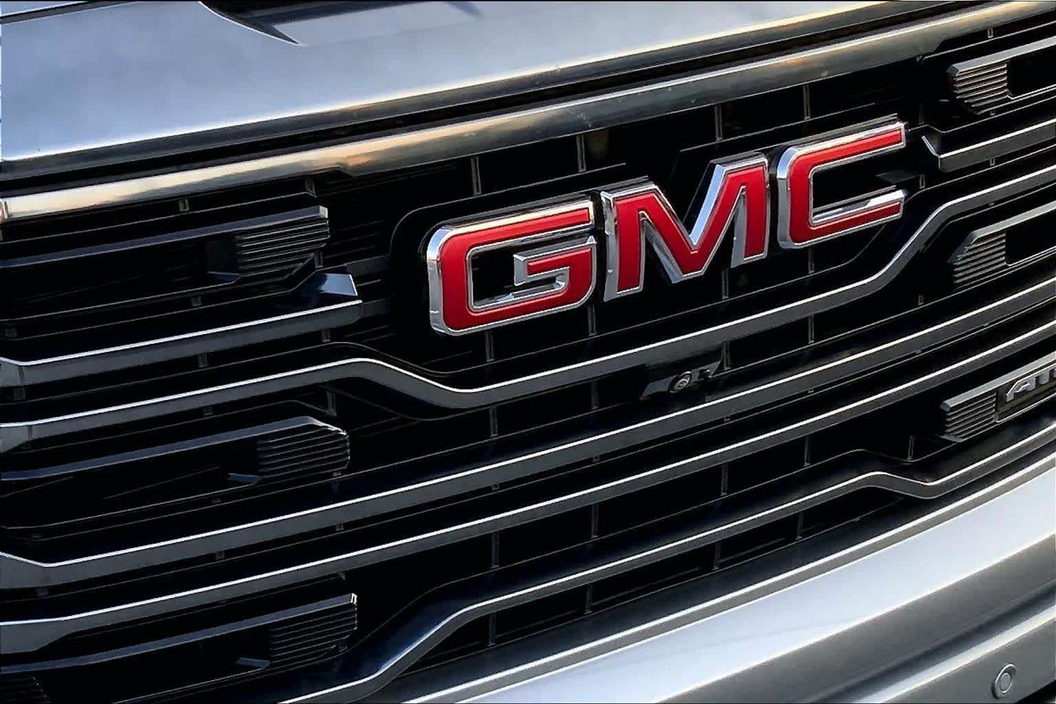 Used 2023 GMC Sierra 1500 AT4 w/ AT4 Preferred Package AWD/4WD image 29