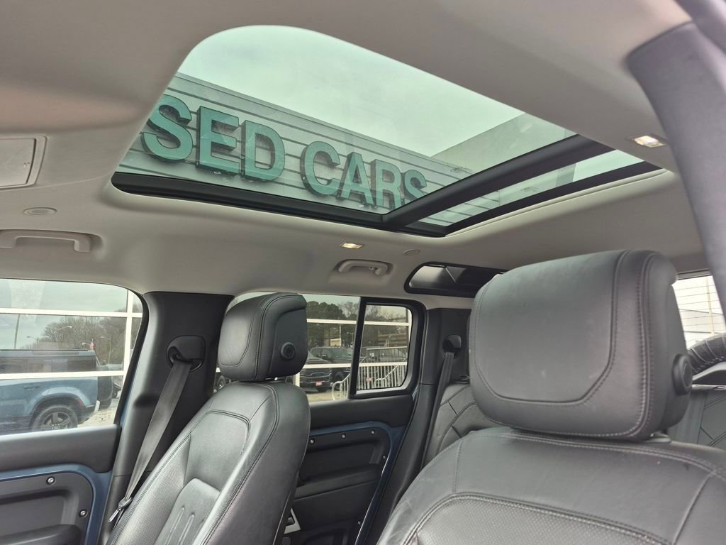 Used 2020 Land Rover Defender 110 HSE image 9