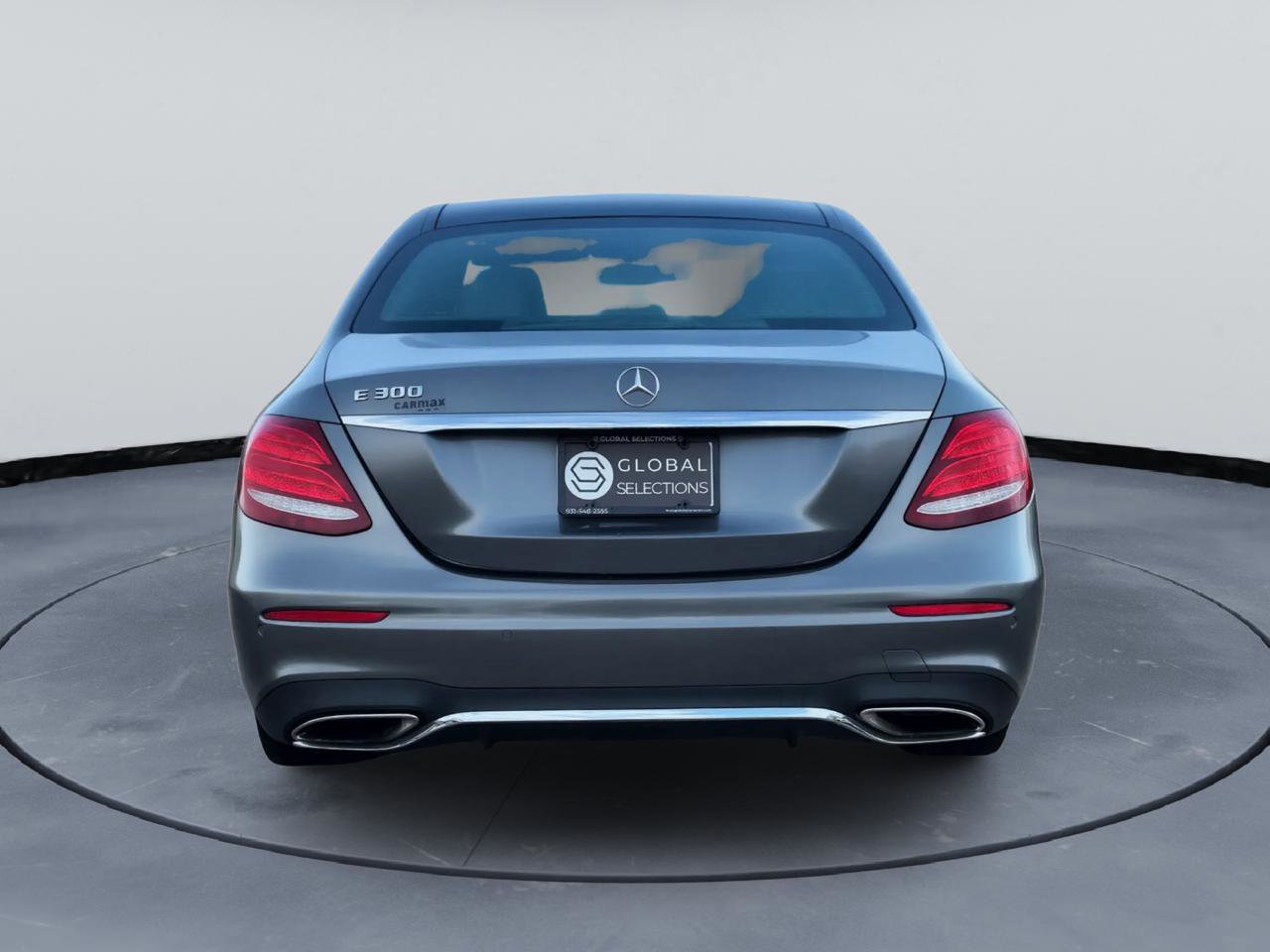 Used 2017 Mercedes-Benz E 300 image 7