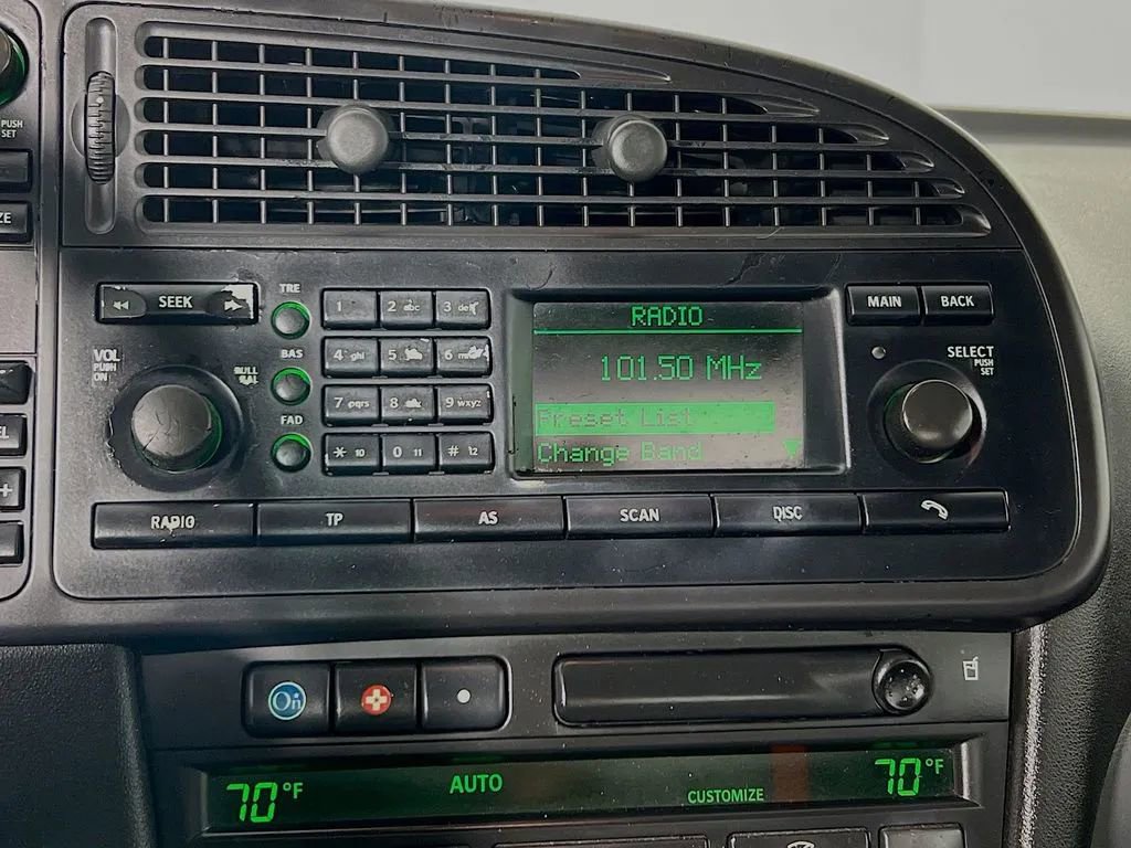 Used 2004 Saab 9-3 Aero image 14